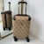Guess TWB8688983-LGW Βαλίτσα Ταξιδιού Καμπίνας Σκληρή Brown με 4 Ρόδες